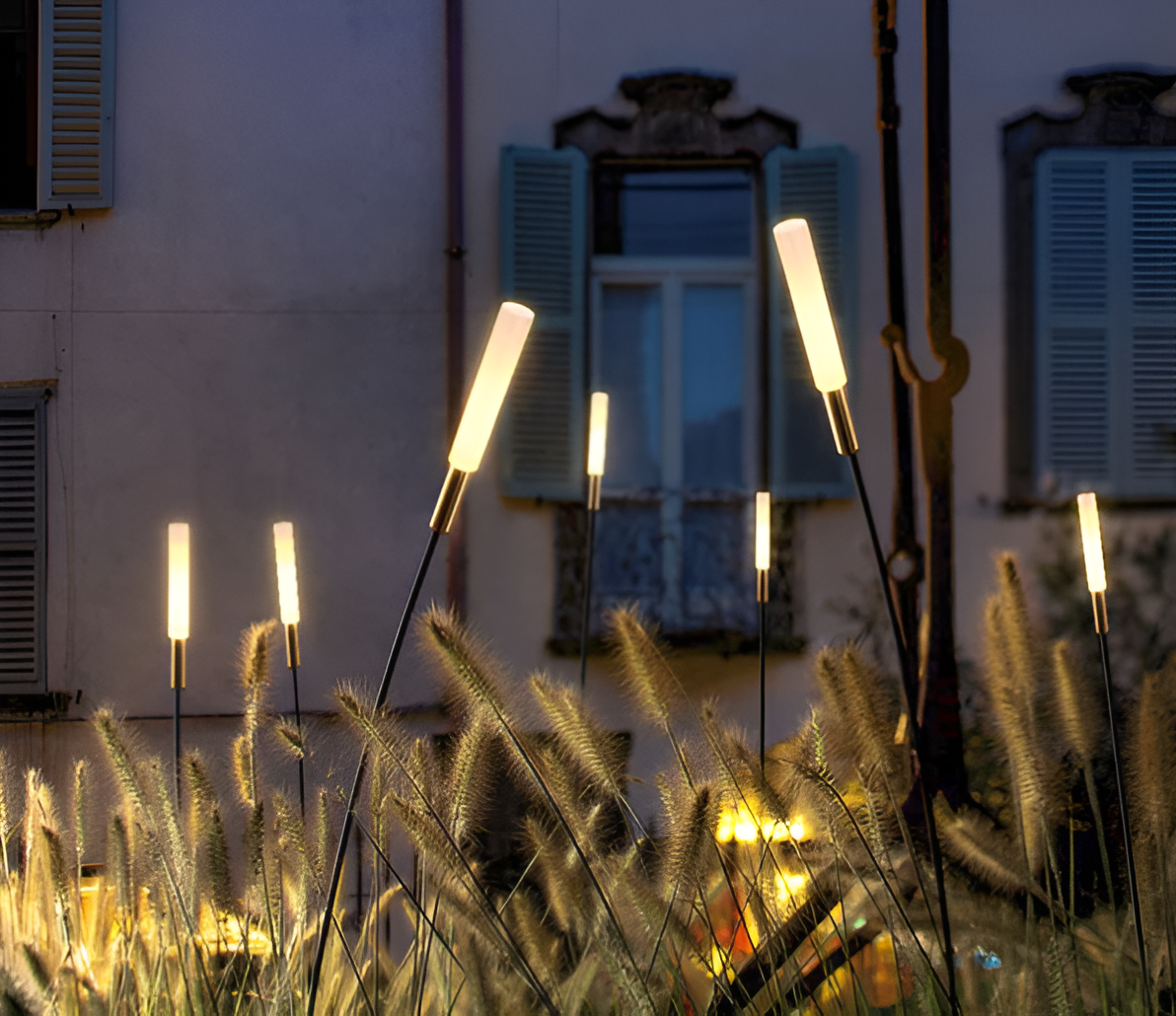 SolarEdge – Zeitgemäße Solarlampen für Terrasse & Garten