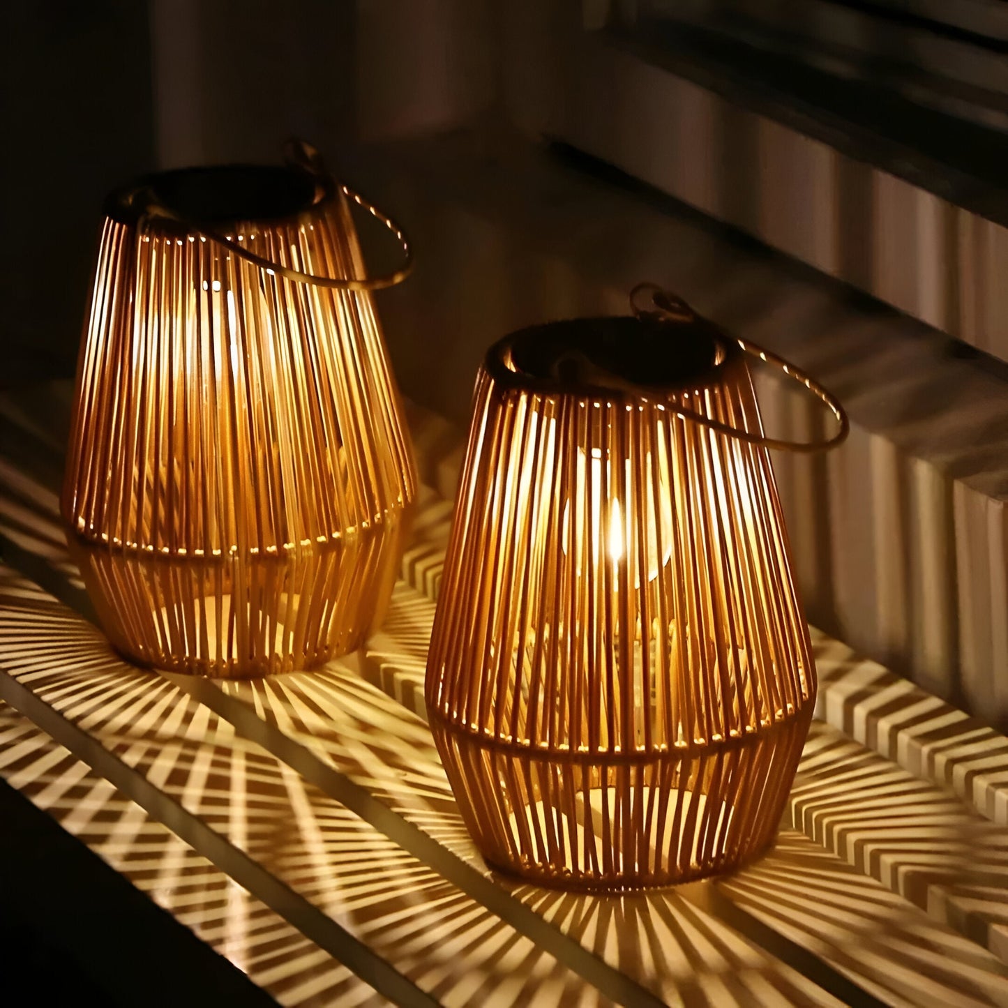 SolarWeave Laterne – Rattan-Bambus Optik
