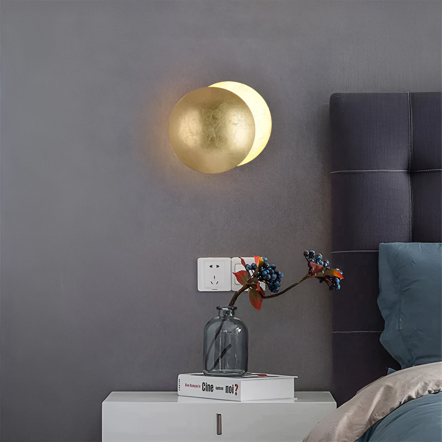 Solar Eclipse - Drehbare LED-Wandleuchte