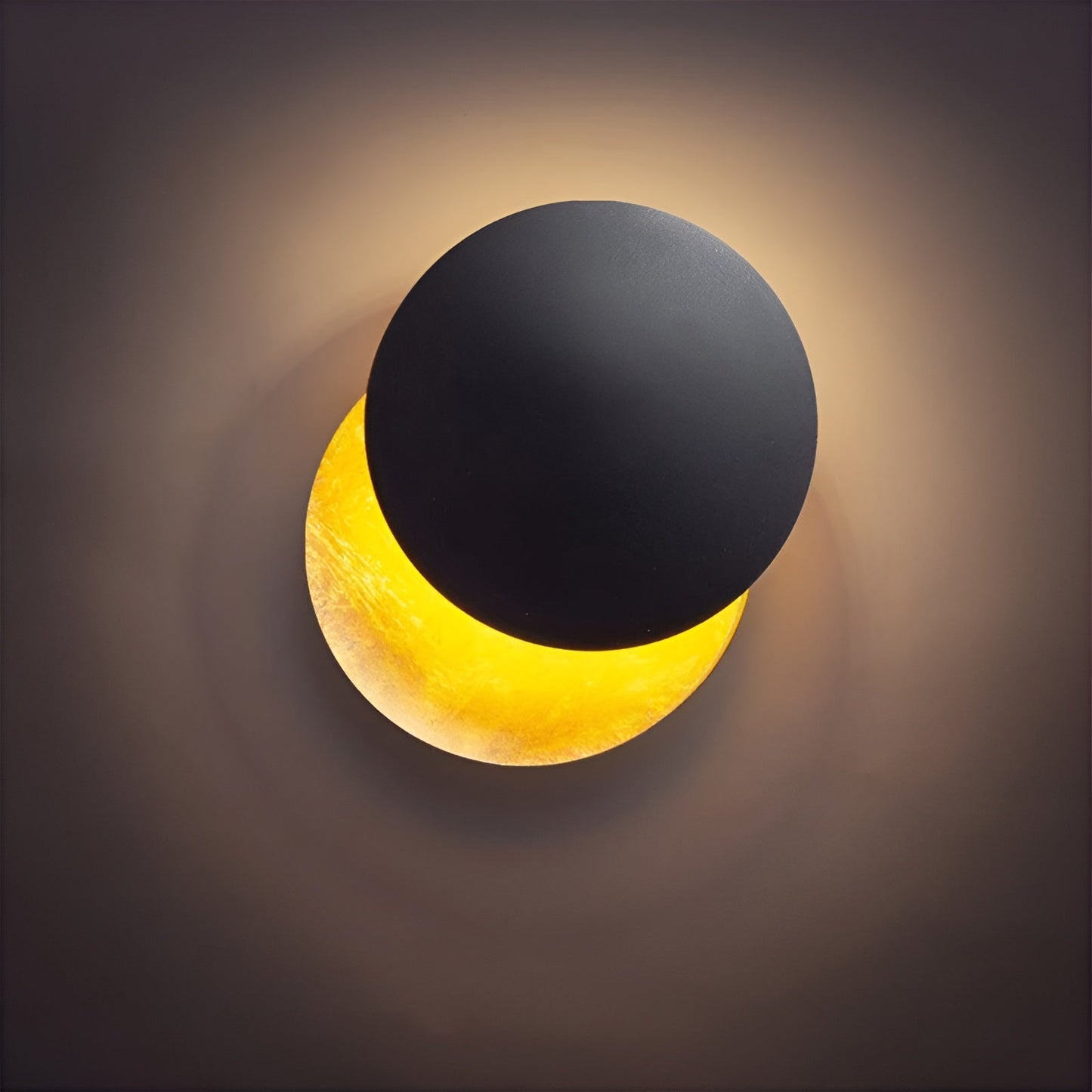 Solar Eclipse - Drehbare LED-Wandleuchte