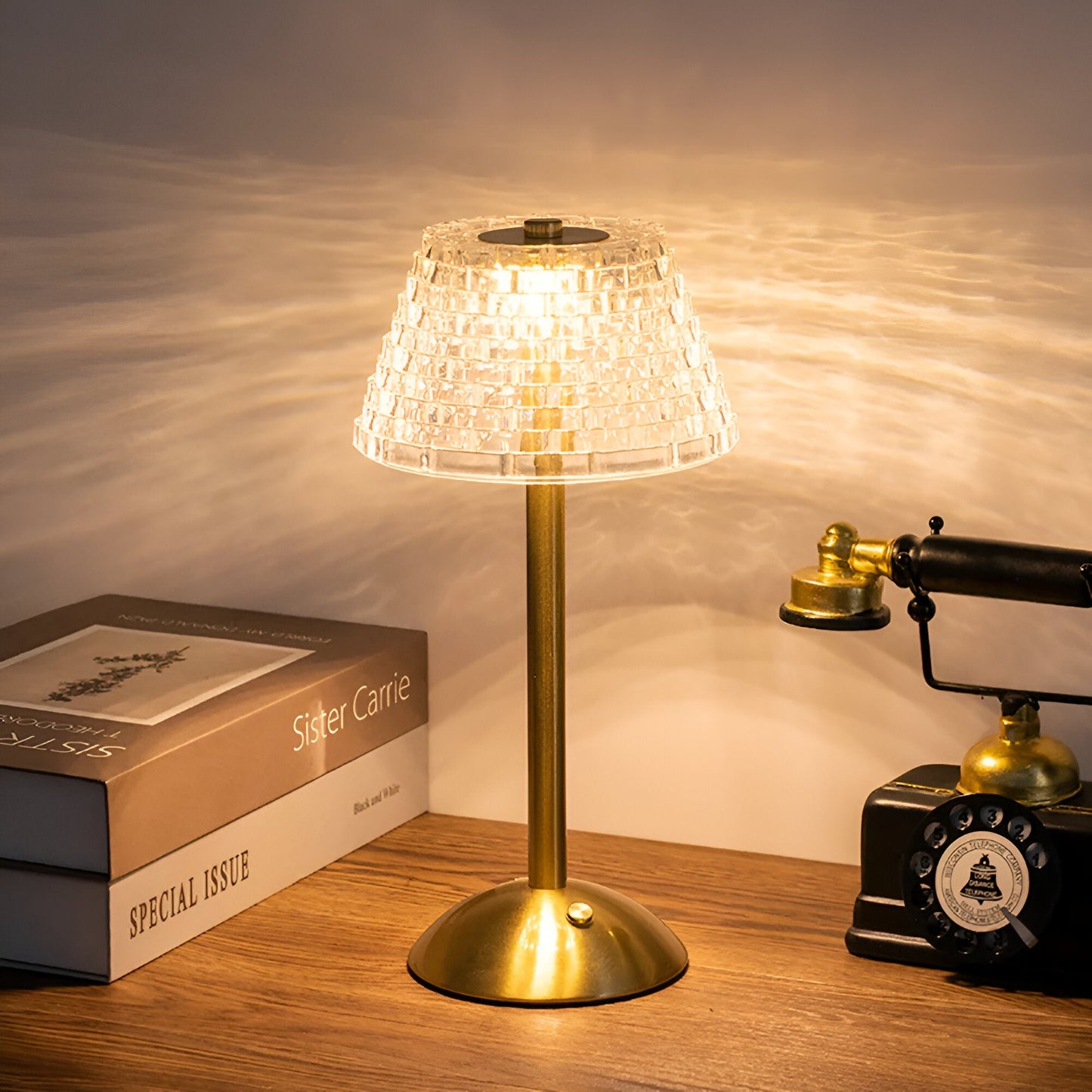 LumiTusker – Retro-Tischlampe im Elefantenstil mit kabelloser Funktion