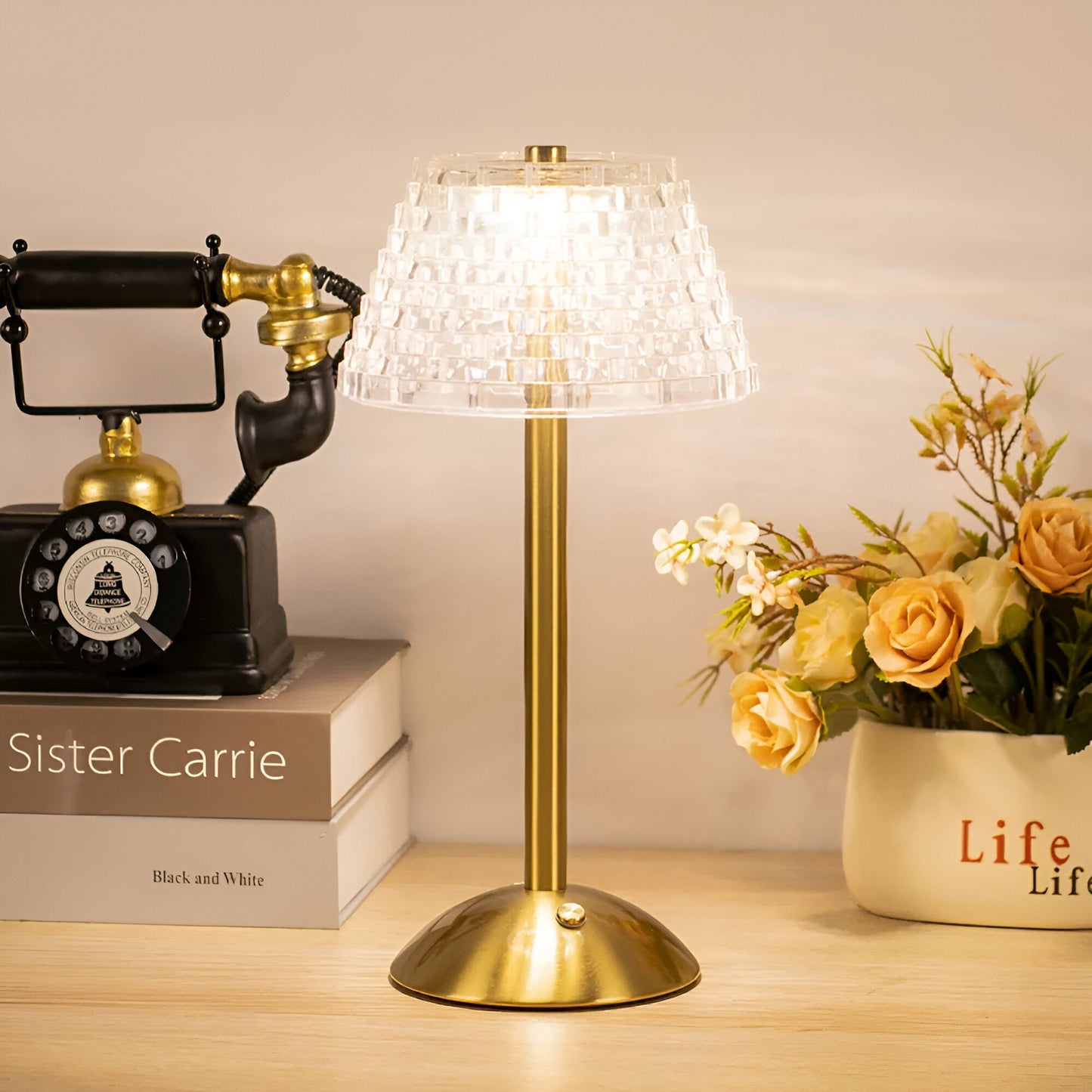 LumiTusker – Retro-Tischlampe im Elefantenstil mit kabelloser Funktion