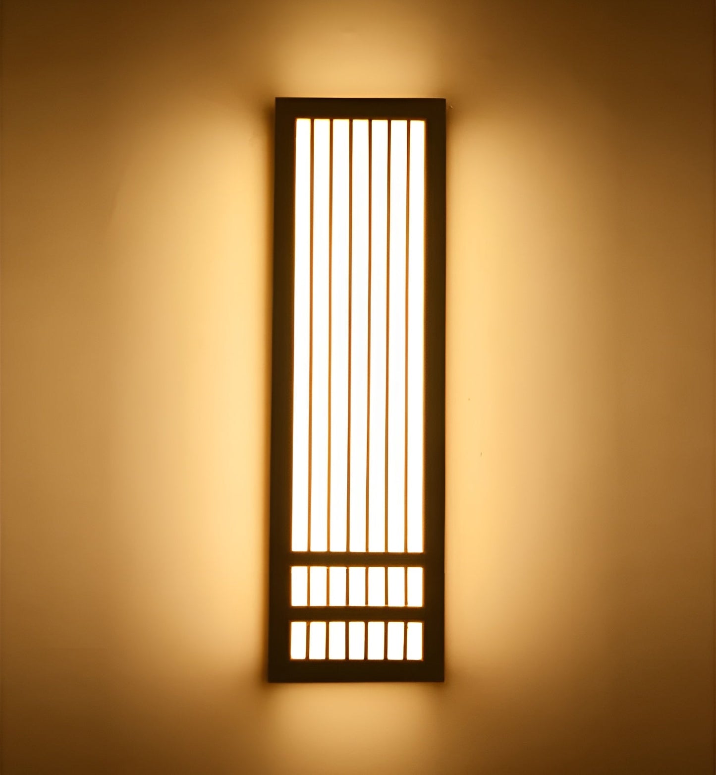 JapandiGlow – Wandlampe aus Holz & Acryl im modernen Japandi-Stil