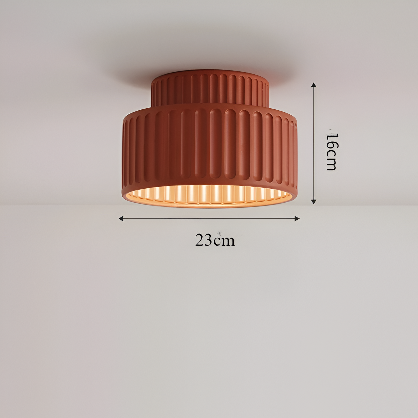 PureRib Deckenlampe – Gerippte Harz-Leuchte in mattem Weiß