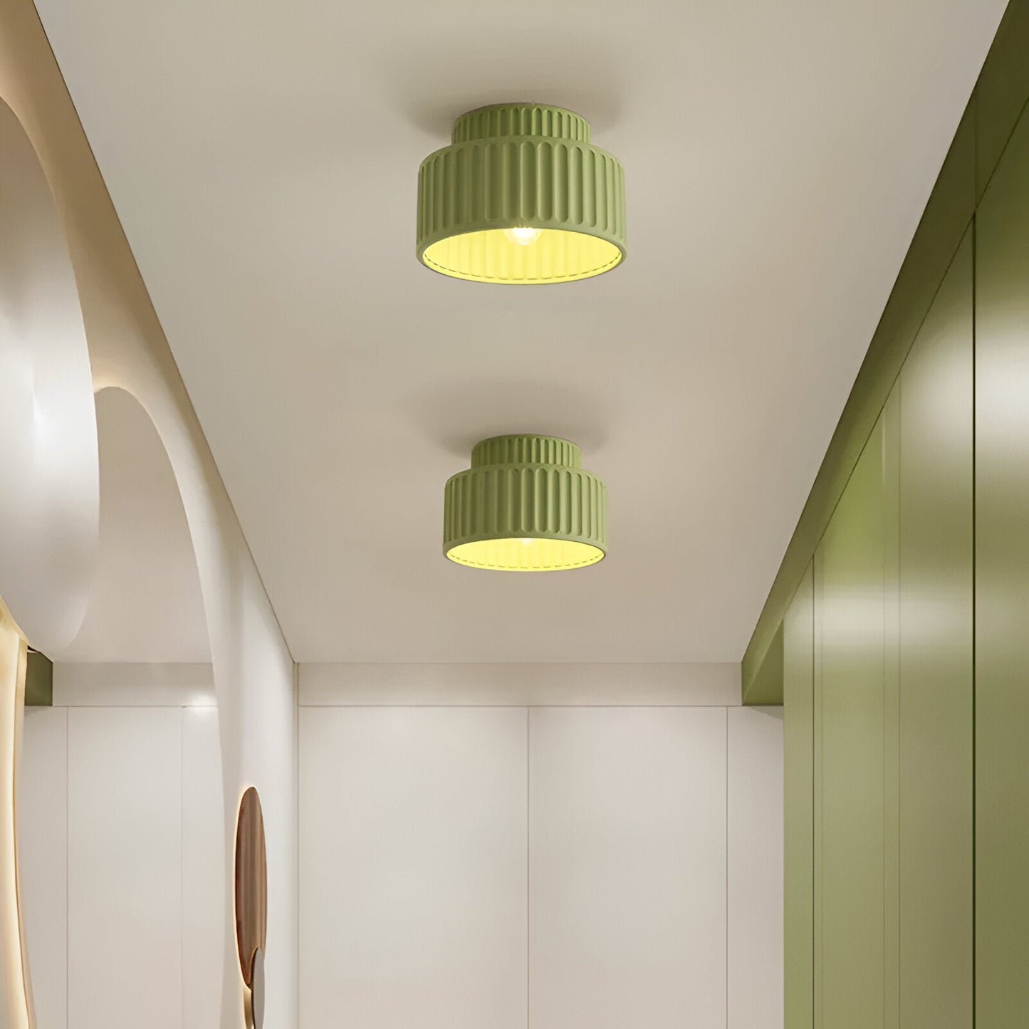PureRib Deckenlampe – Gerippte Harz-Leuchte in mattem Weiß