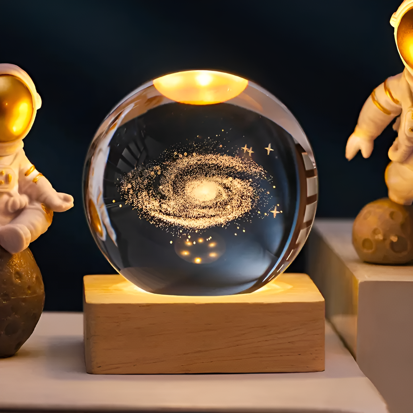 Galaxy Spark - Leuchtendes Kugel-Nachtlicht