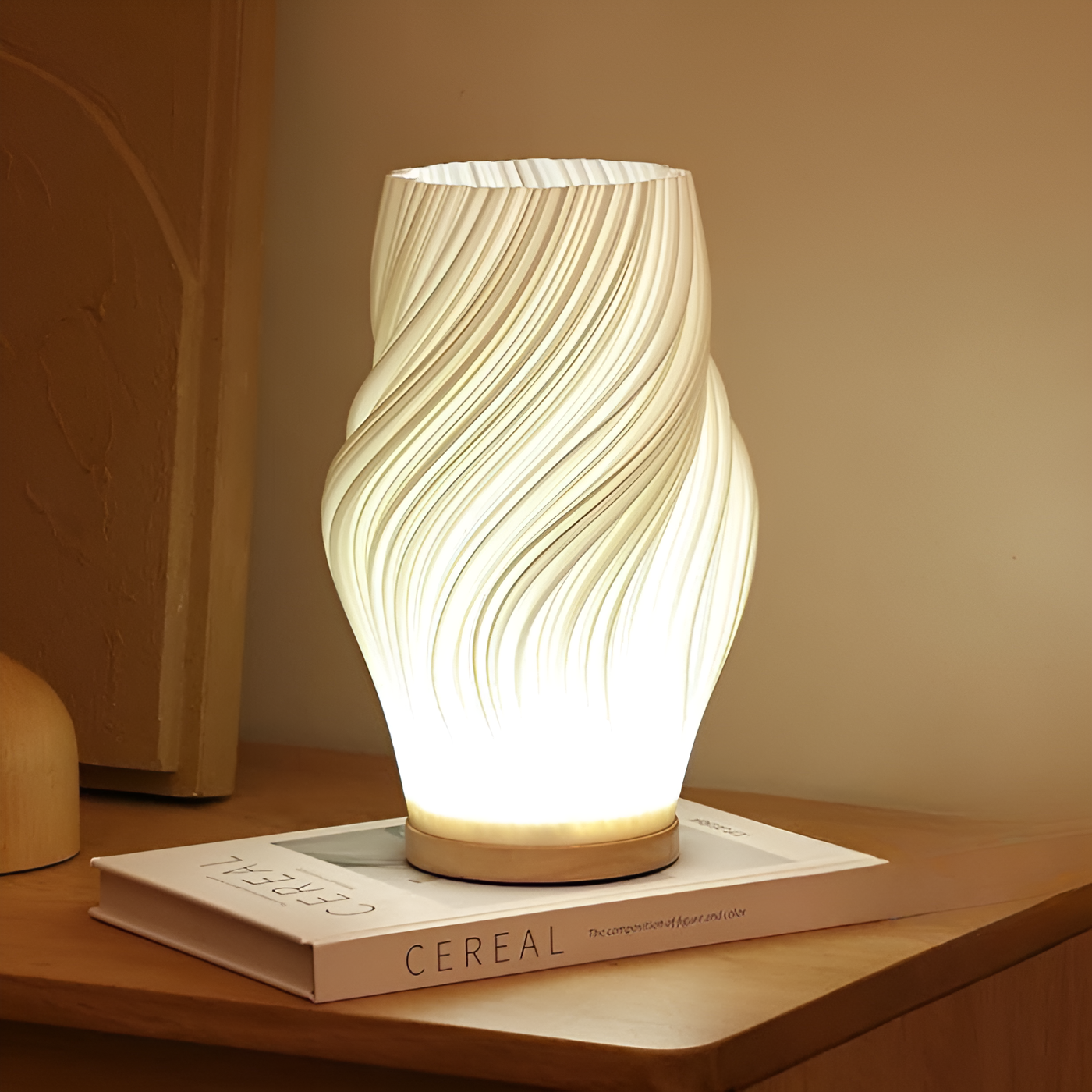 WaveGlow Tischlampe – 3D-Wellenoptik