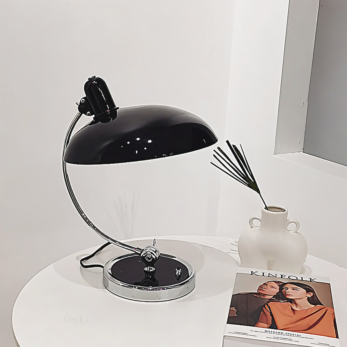 Minimalistische Tischlampe Im Retro-Stil