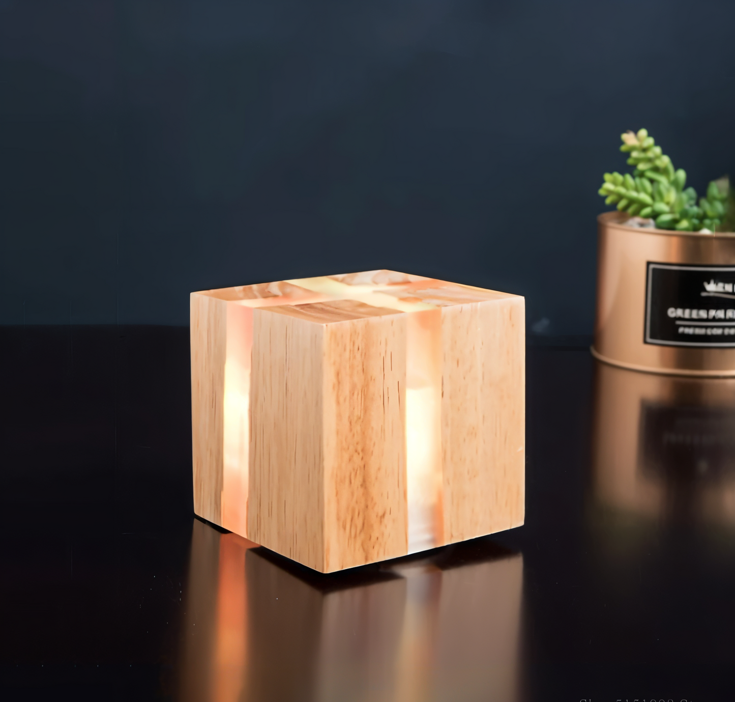 CrackleWood Artlight – Handgemachte Wandleuchte mit Holzriss-Struktur