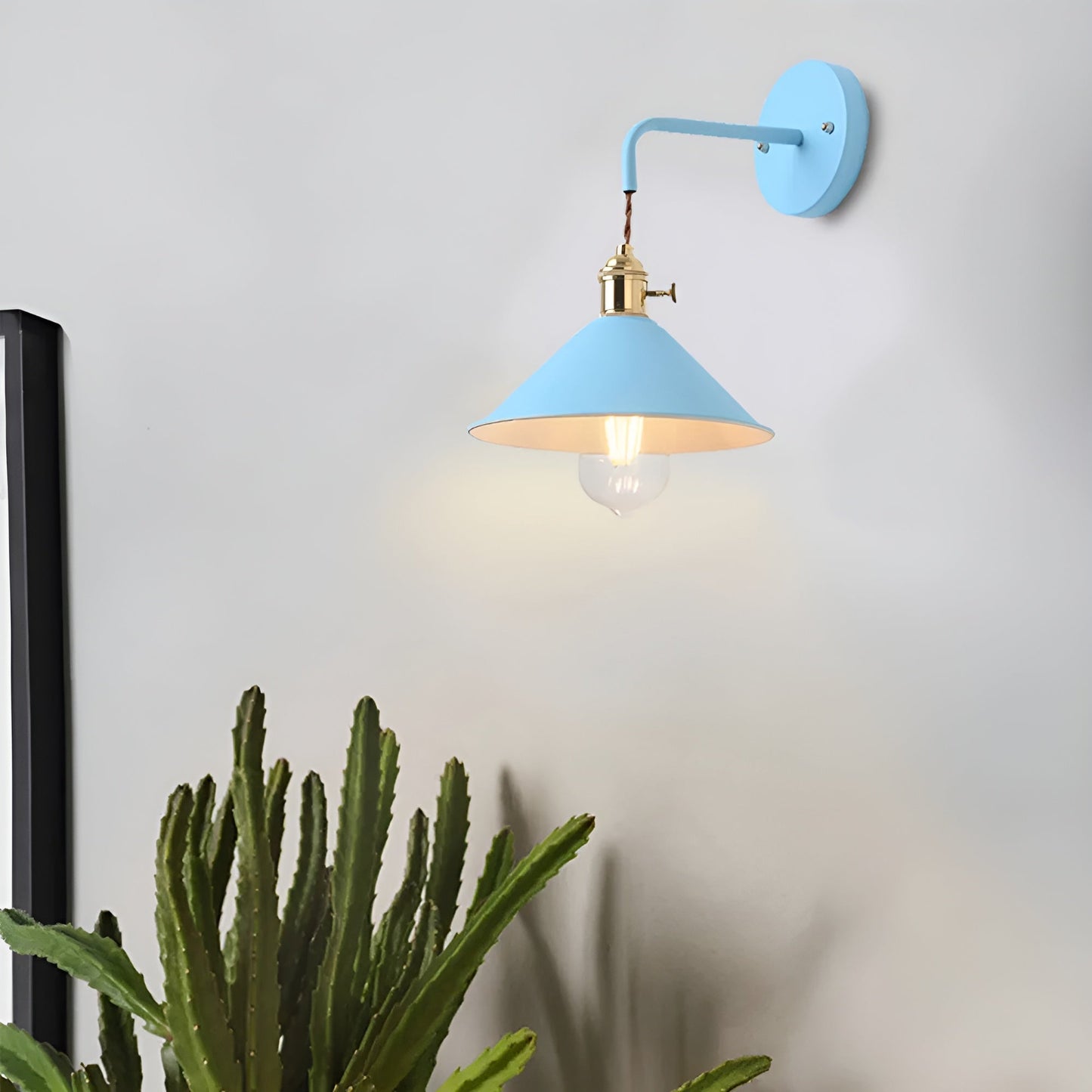 VintageCone Wandlampe – Metalllampe im Retro-Stil