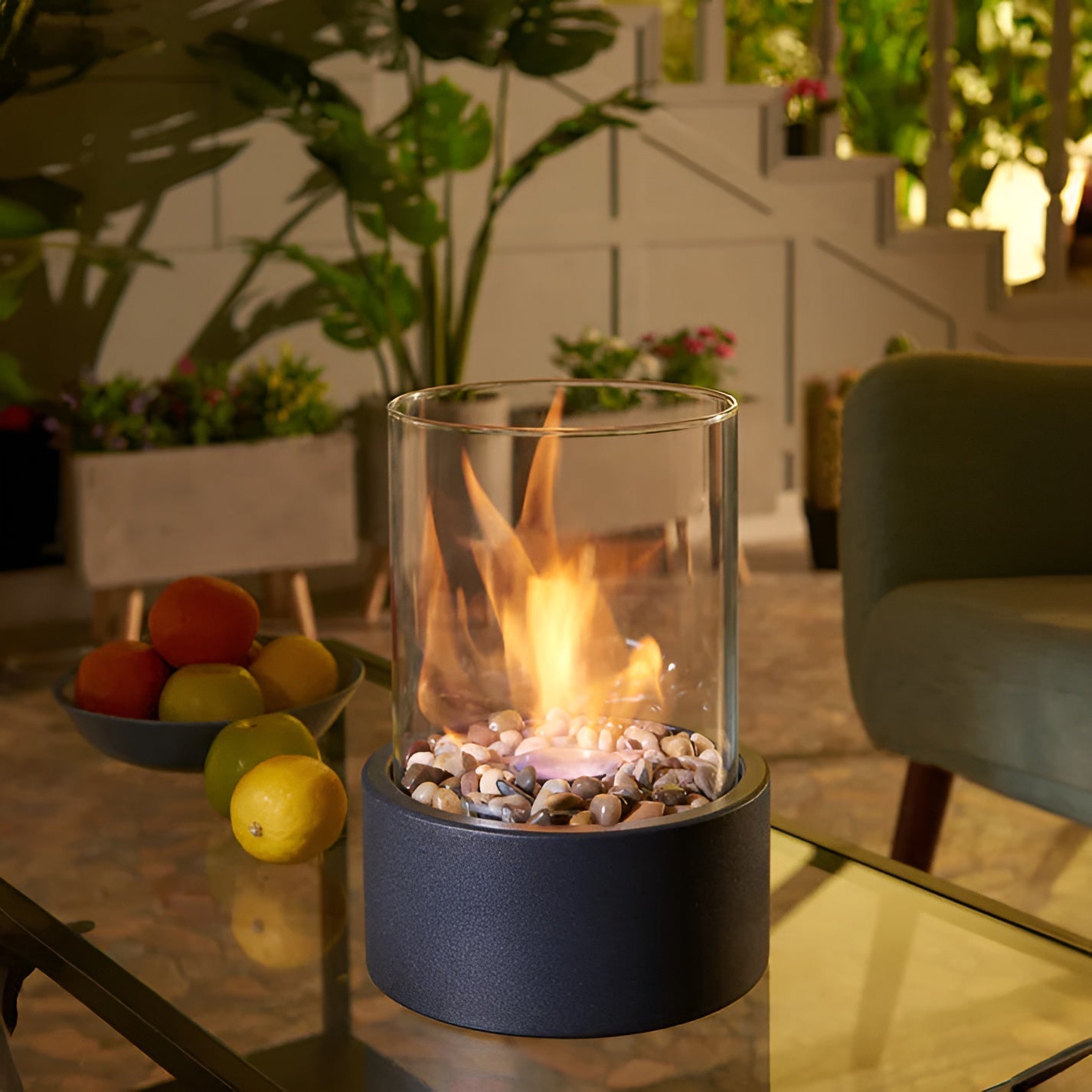 Lumo – Runde Tisch-Feuerlampe aus Glas & Edelstahl