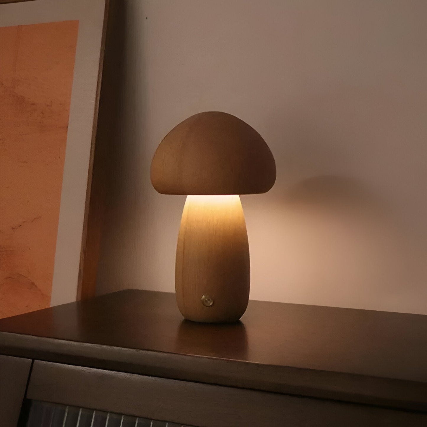 Lampe Mit Berührungsschalter Aus Holz Im Pilz-Stil