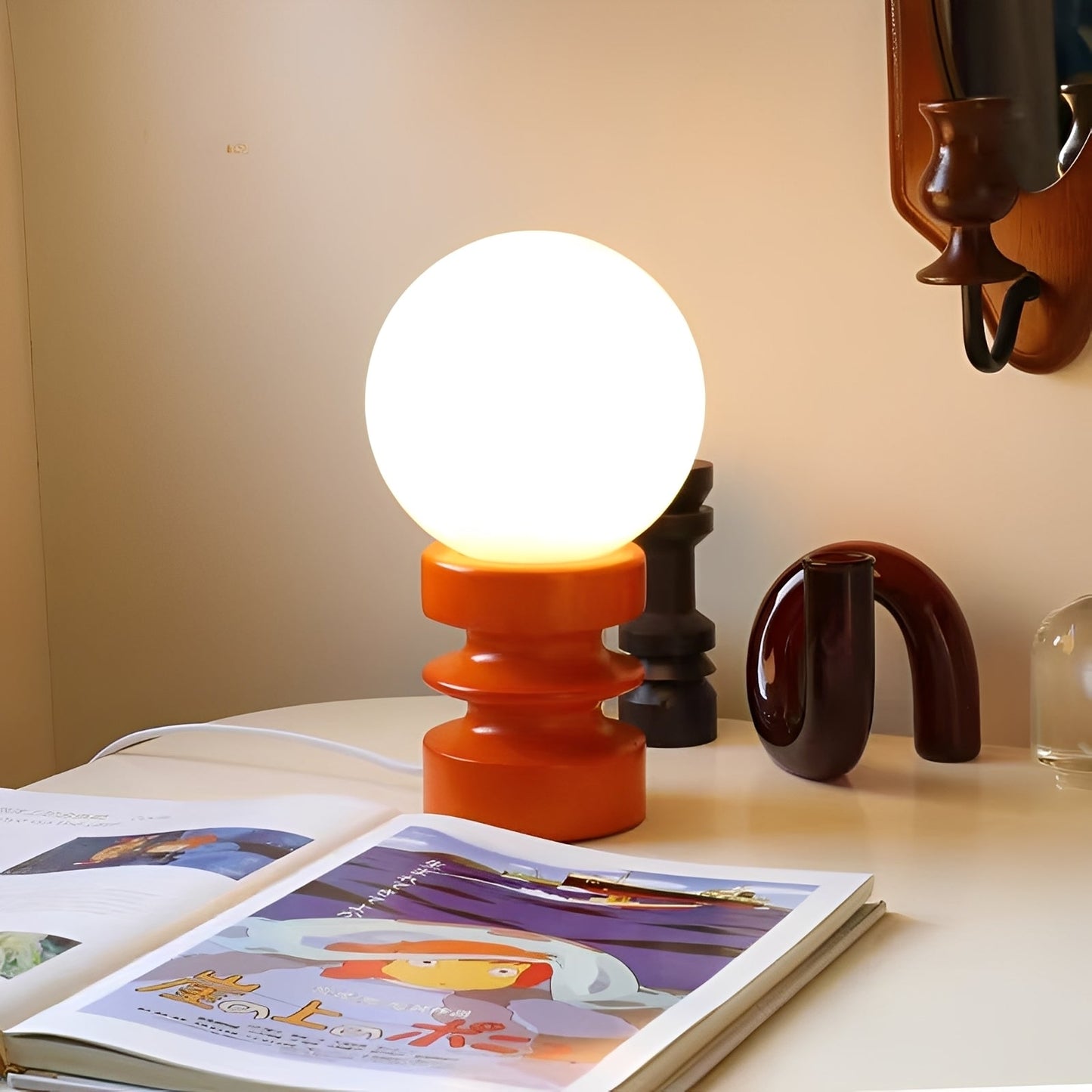Noa – Originelle Nachttischlampe