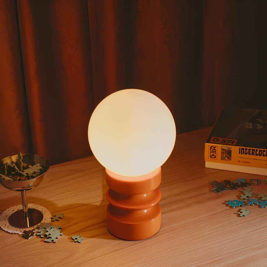 Noa – Originelle Nachttischlampe