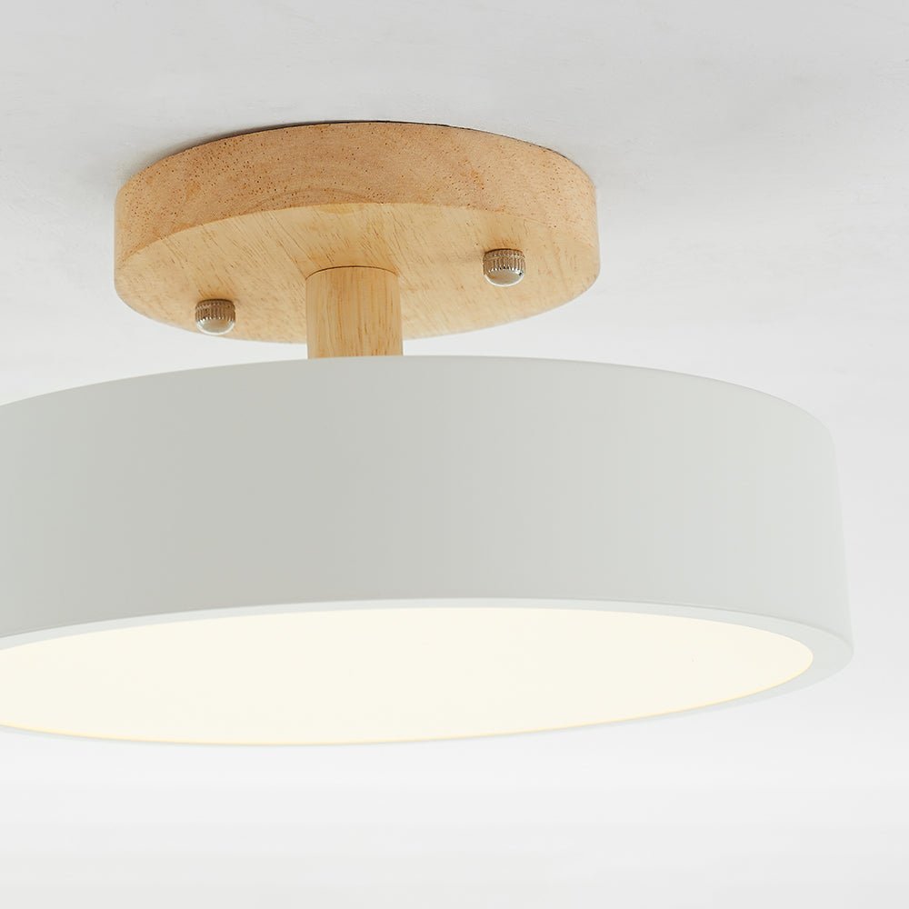 HolzGlanz – Moderne Deckenlampe aus Holz