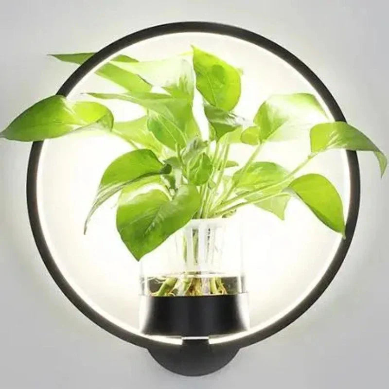 Minimalistische grüne Pflanzenwandlampe