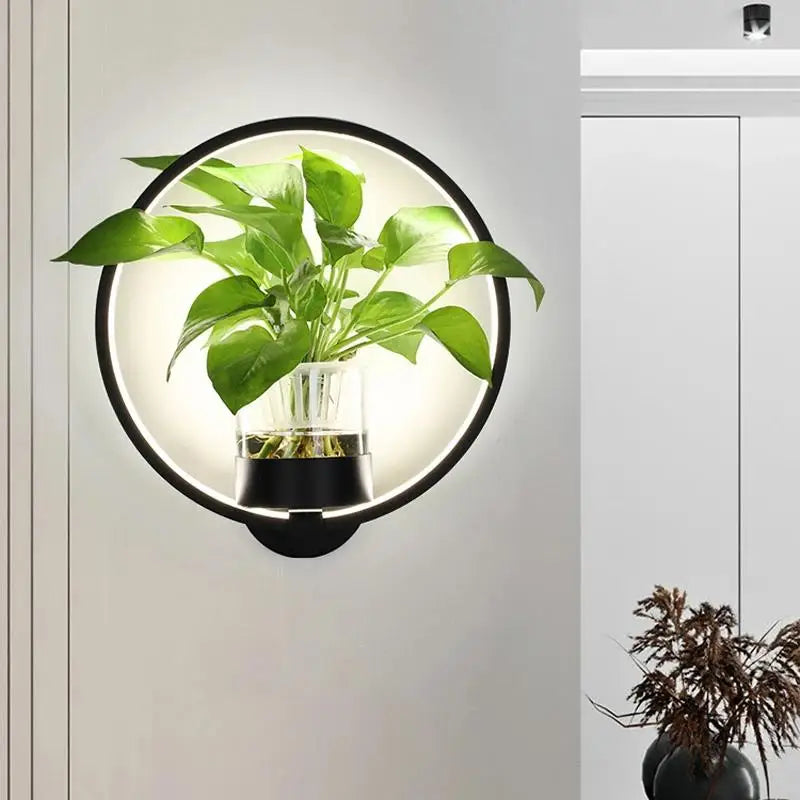 Minimalistische grüne Pflanzenwandlampe