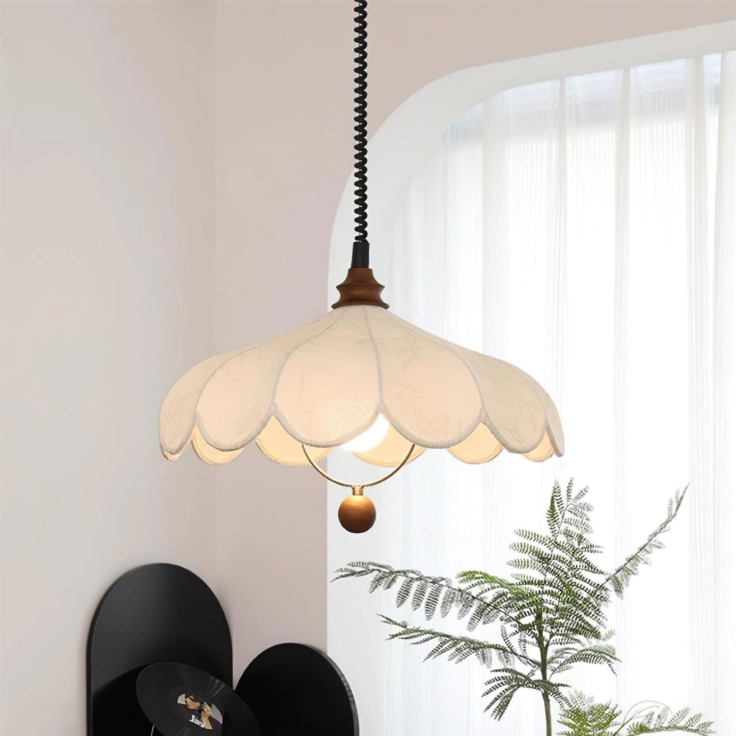 Ritta – Nostalgische Hängelampe mit Blumenmustern