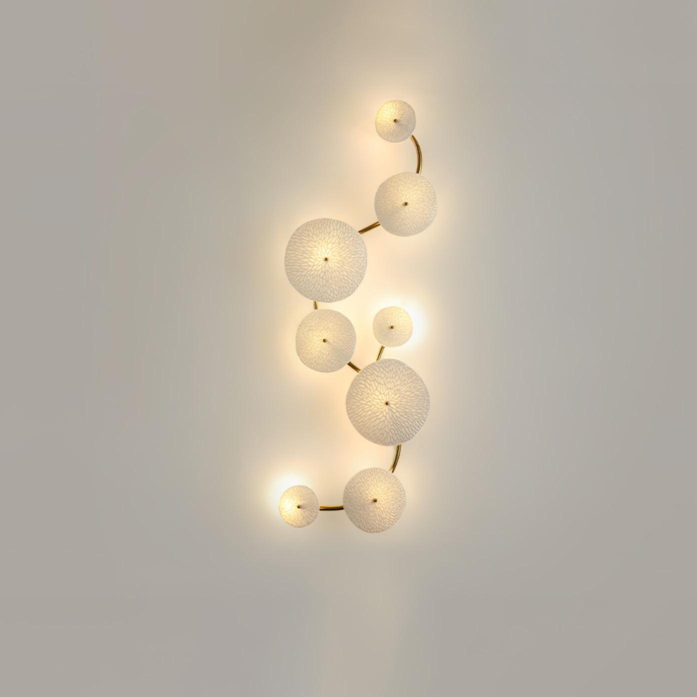 Olivia – Wandleuchte im Lotusblüten-Design