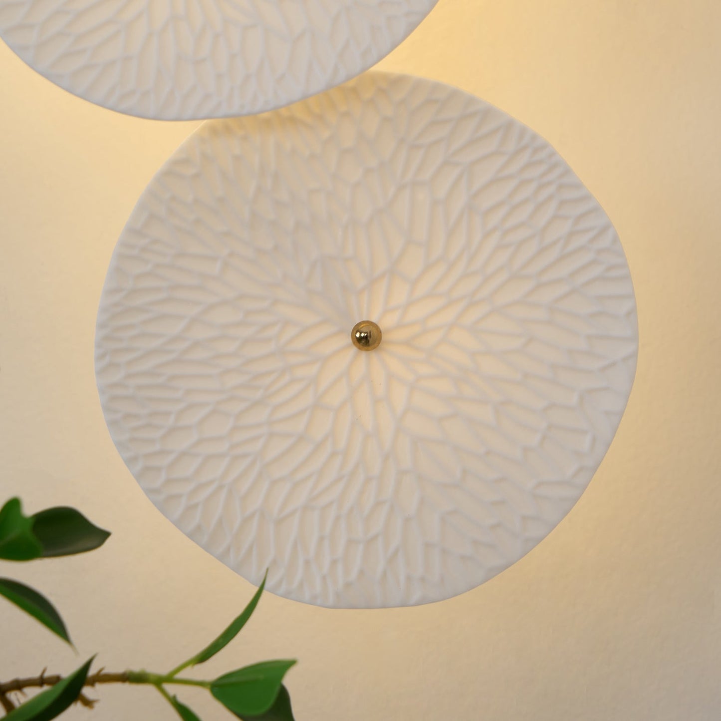 Olivia – Wandleuchte im Lotusblüten-Design