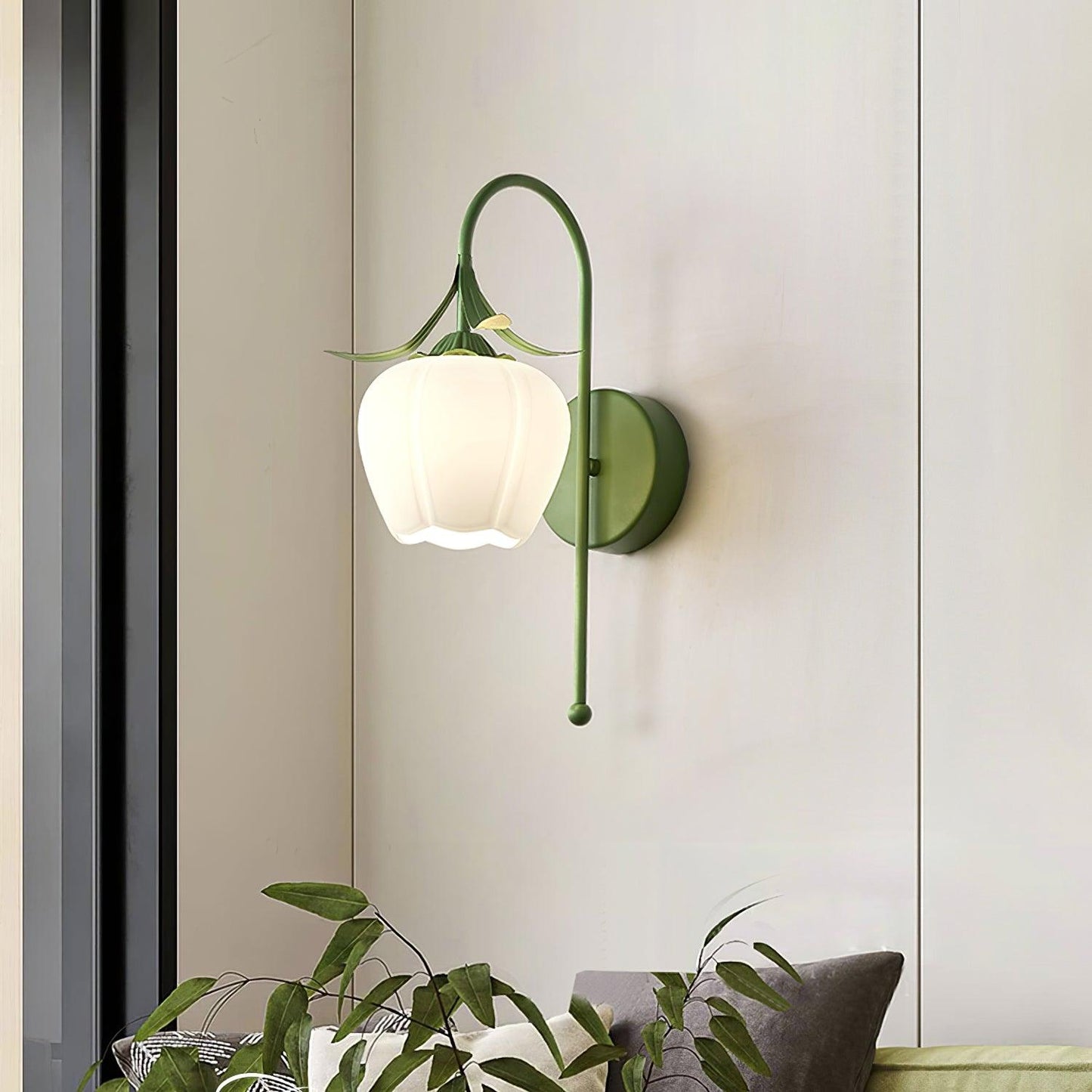 Neri – Wandleuchte im Orchideen-Design