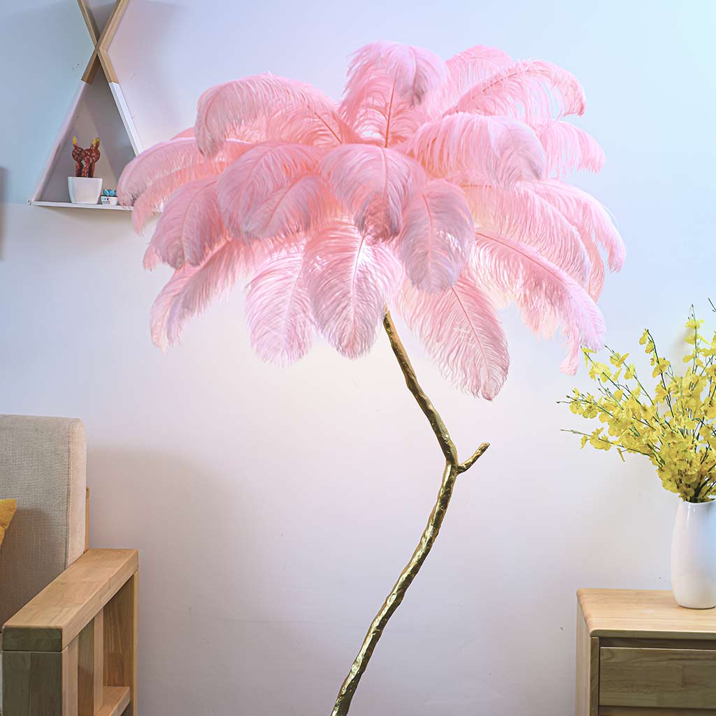 Franz – Dekorations-Stehlampe aus Resin mit Federn
