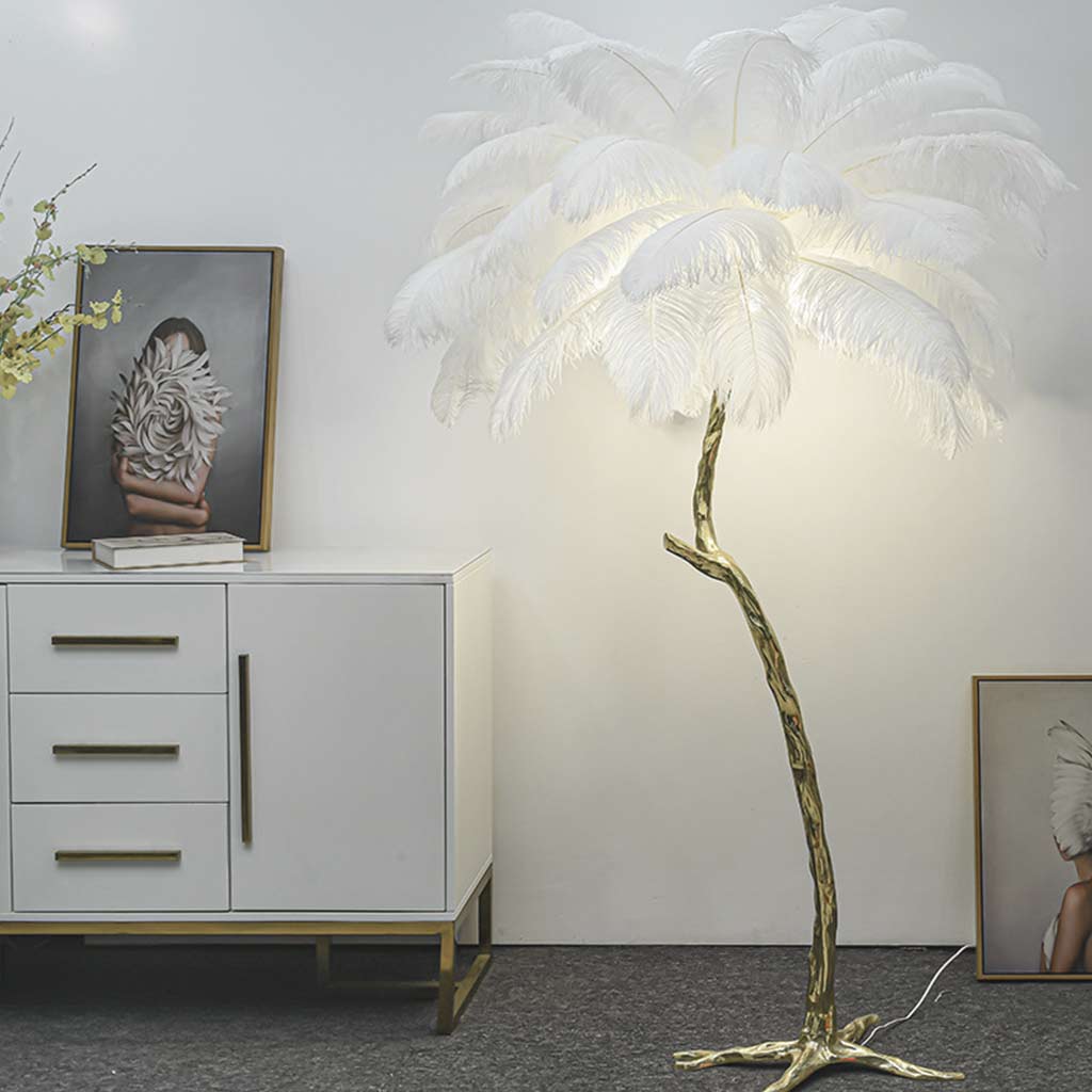 Franz – Dekorations-Stehlampe aus Resin mit Federn