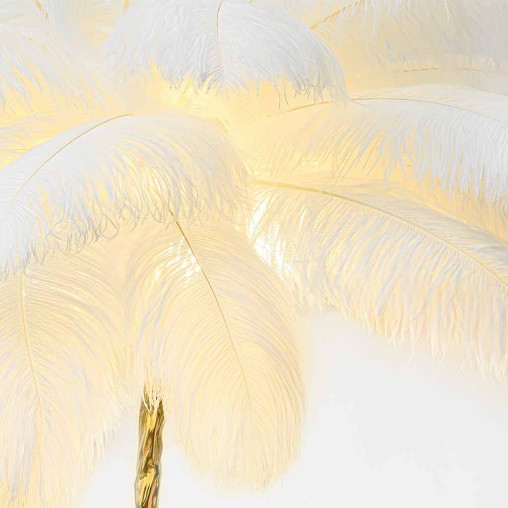 Franz – Dekorations-Stehlampe aus Resin mit Federn