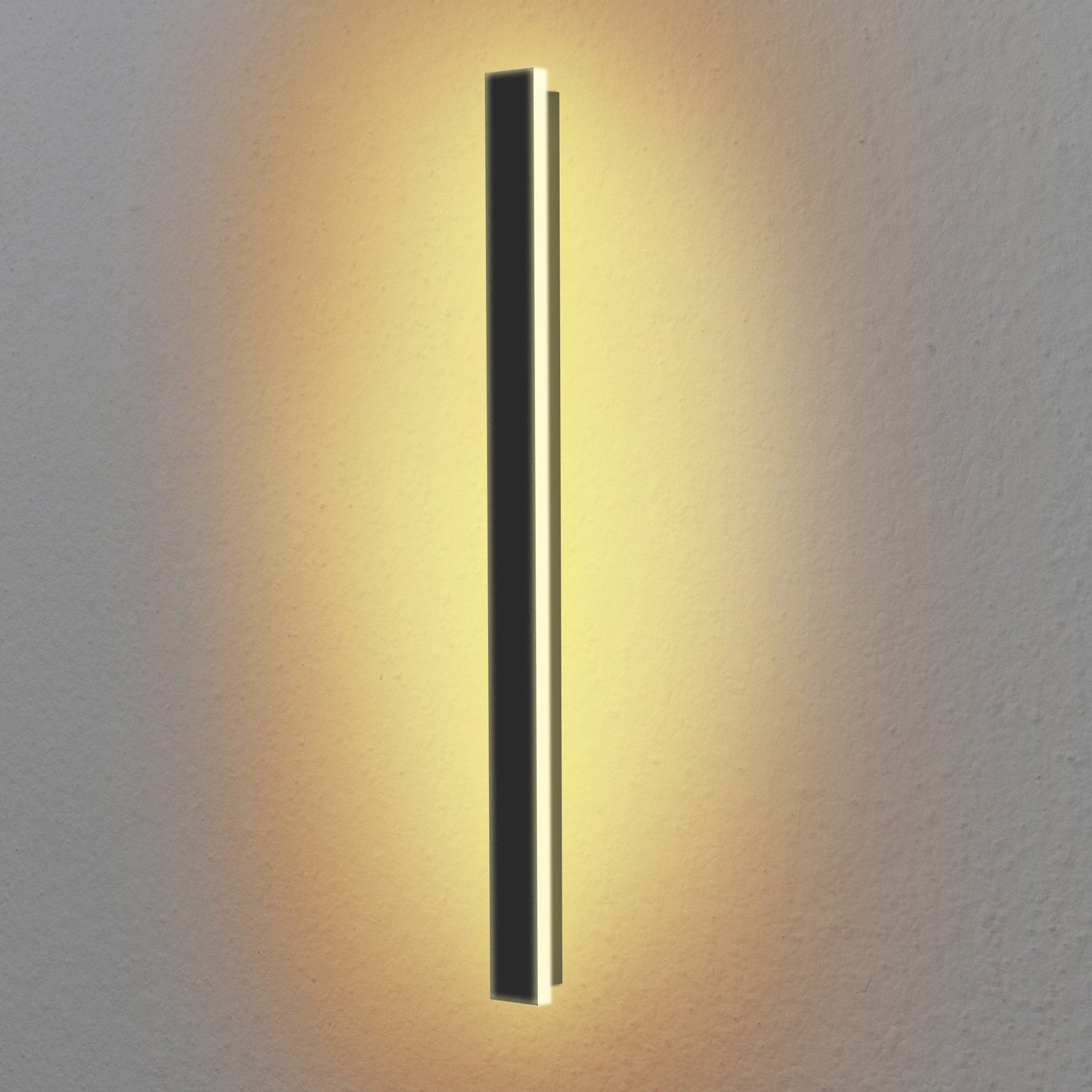 SlimBeam – Schlanke LED-Außenwandleuchte mit IP65-Schutz