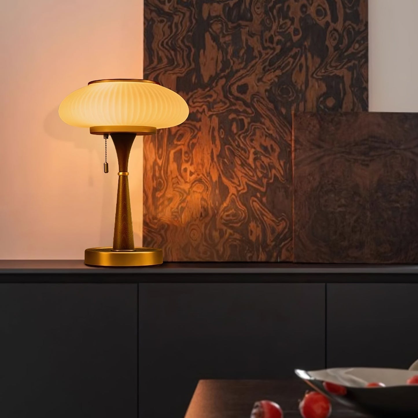 Noelia – Retro Tischlampe aus Holz