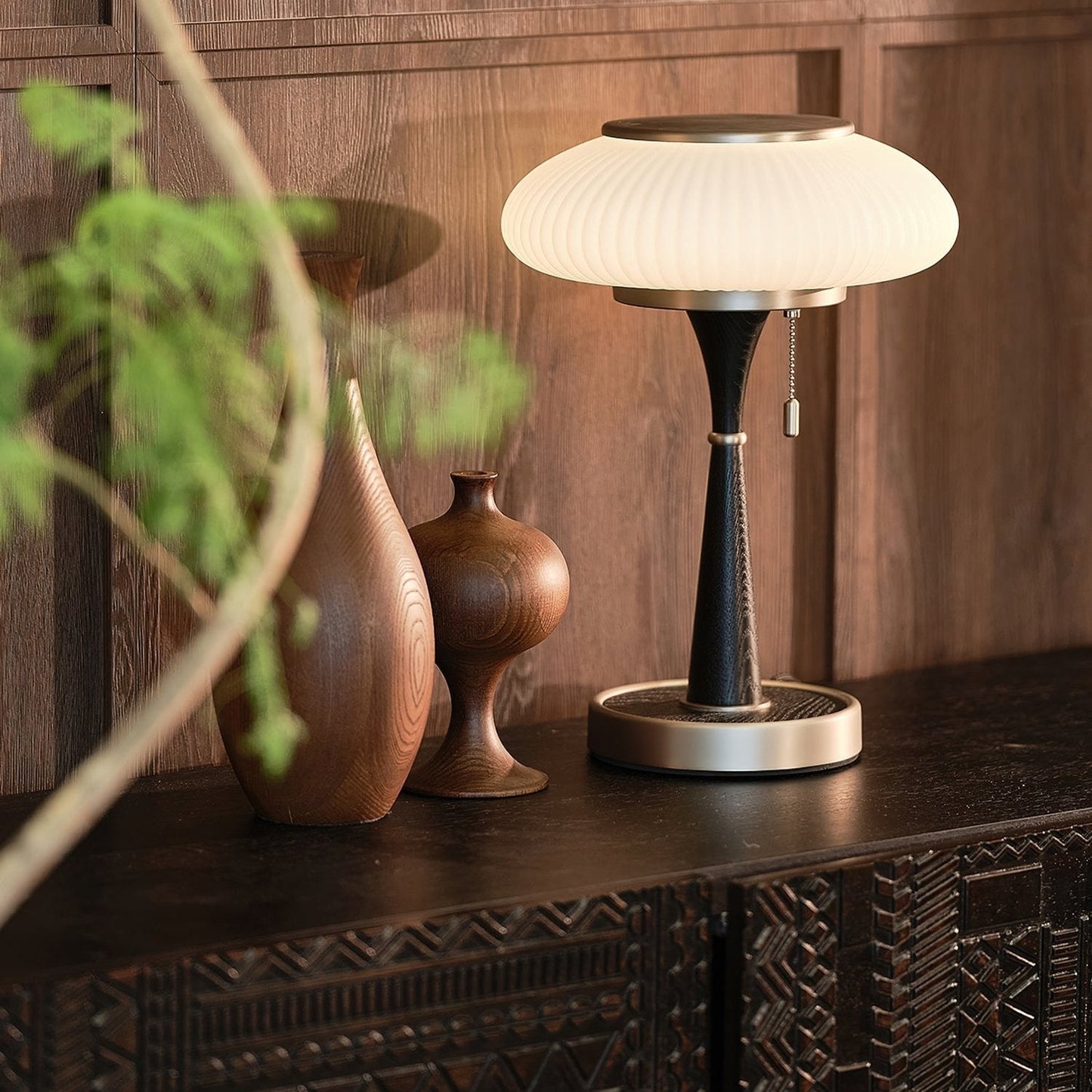 Noelia – Retro Tischlampe aus Holz