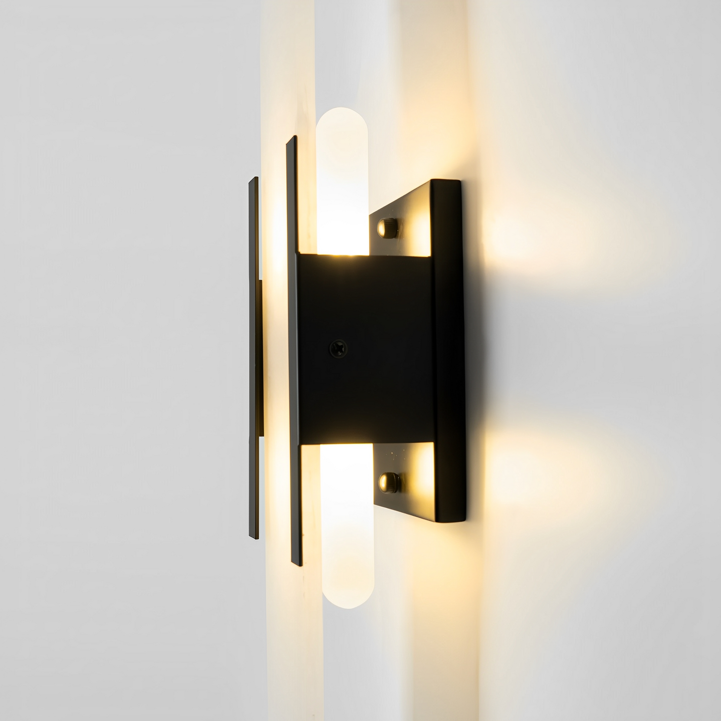 Orro – Moderne LED-Wandleuchte mit Marmor-Look