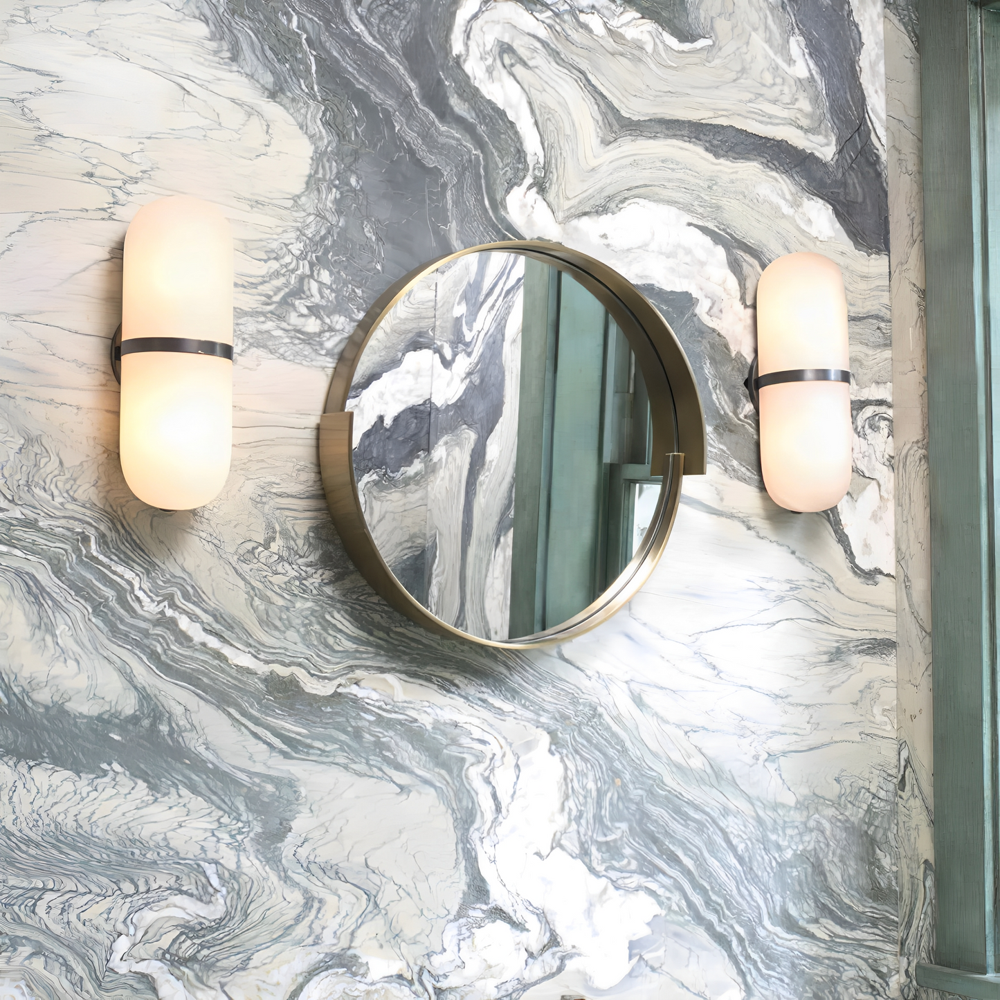 Serena – Wandlampe mit Marmor-Look im Stil des leichten Luxus