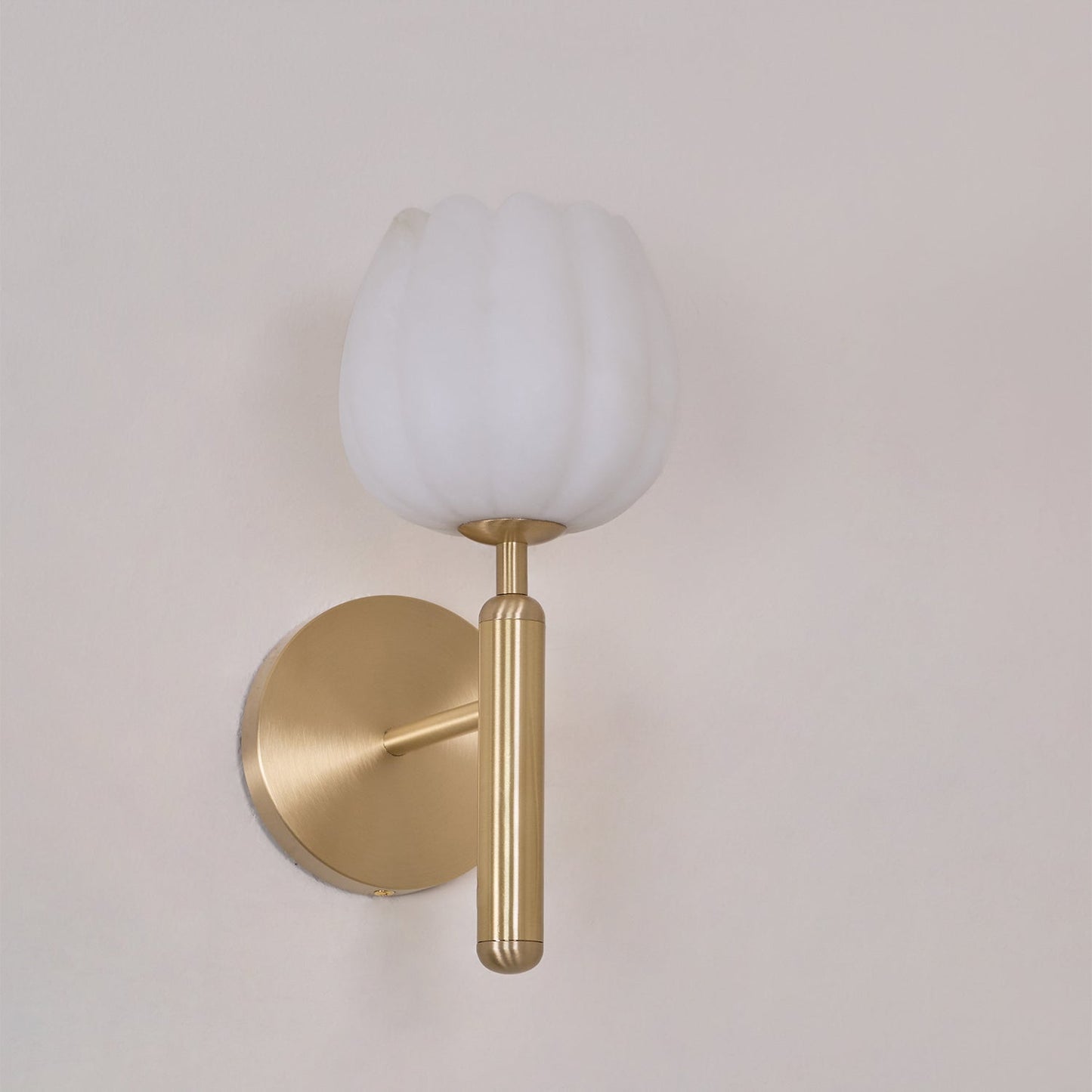Mei – Kupfer-Marmor Wandlampe