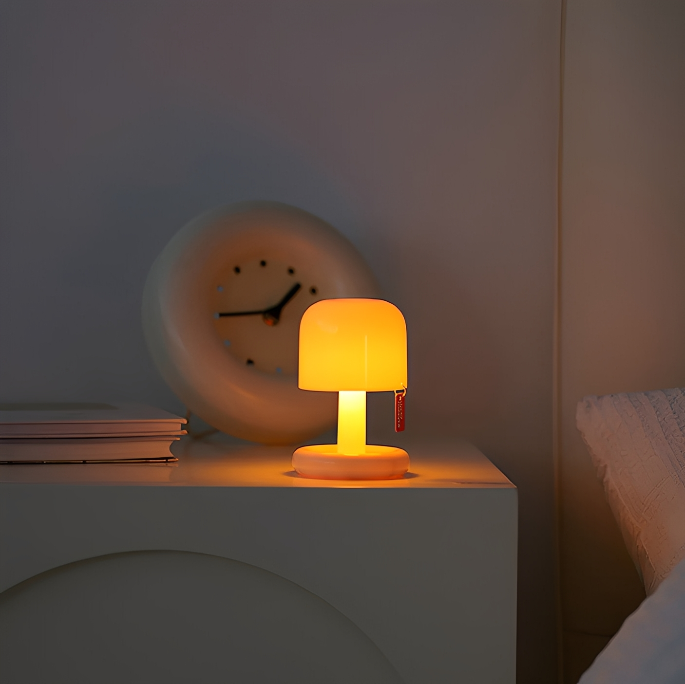 Sonia – Einfallsreiche Tisch-Nachtlampe