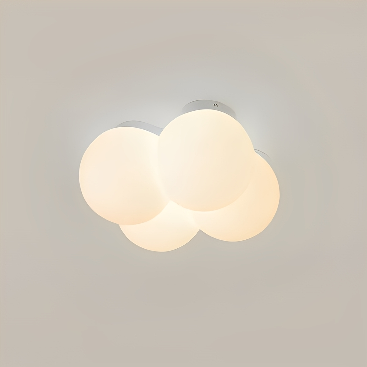 Vina – Zeitgemäßer Minimalistischer Wolken-Luster