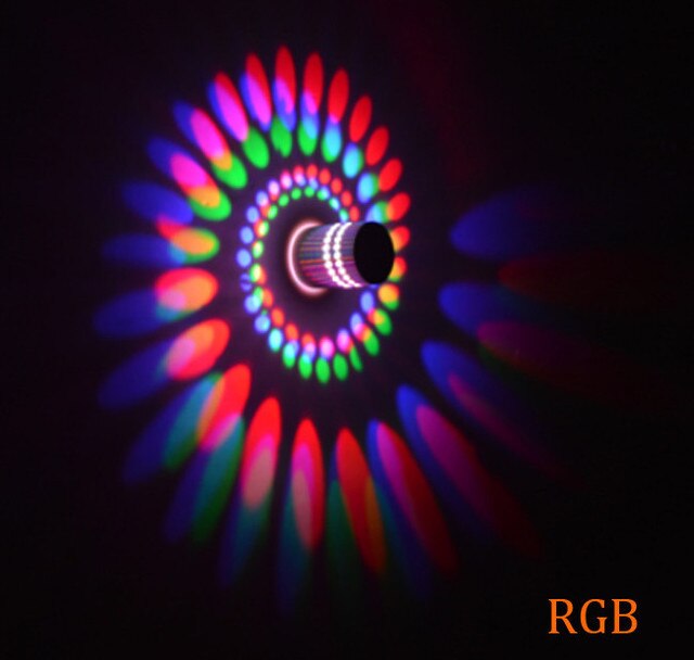 ColorLux – Moderne LED-Deckenleuchte mit mehrfarbiger Lichtvielfalt
