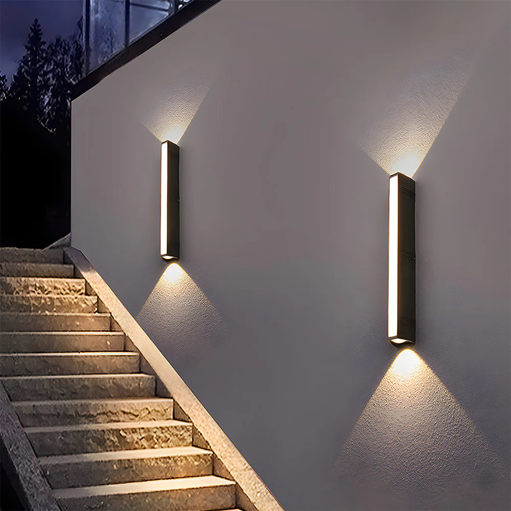 Nira – Eine simple und stilvolle Außenwandlampe