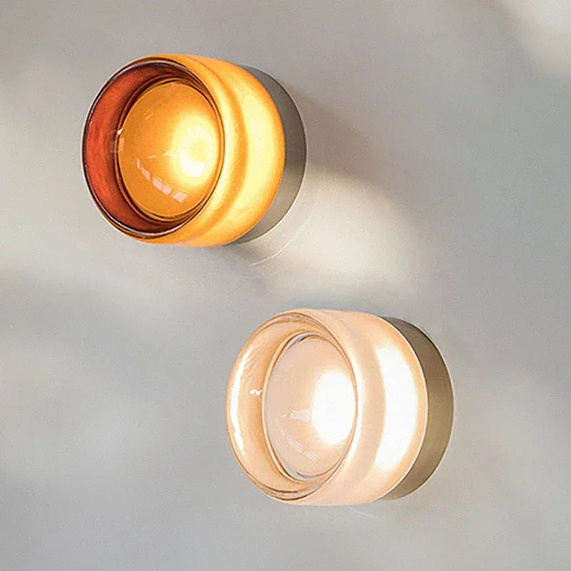 Gelee-inspirierte minimalistische Wandlampe
