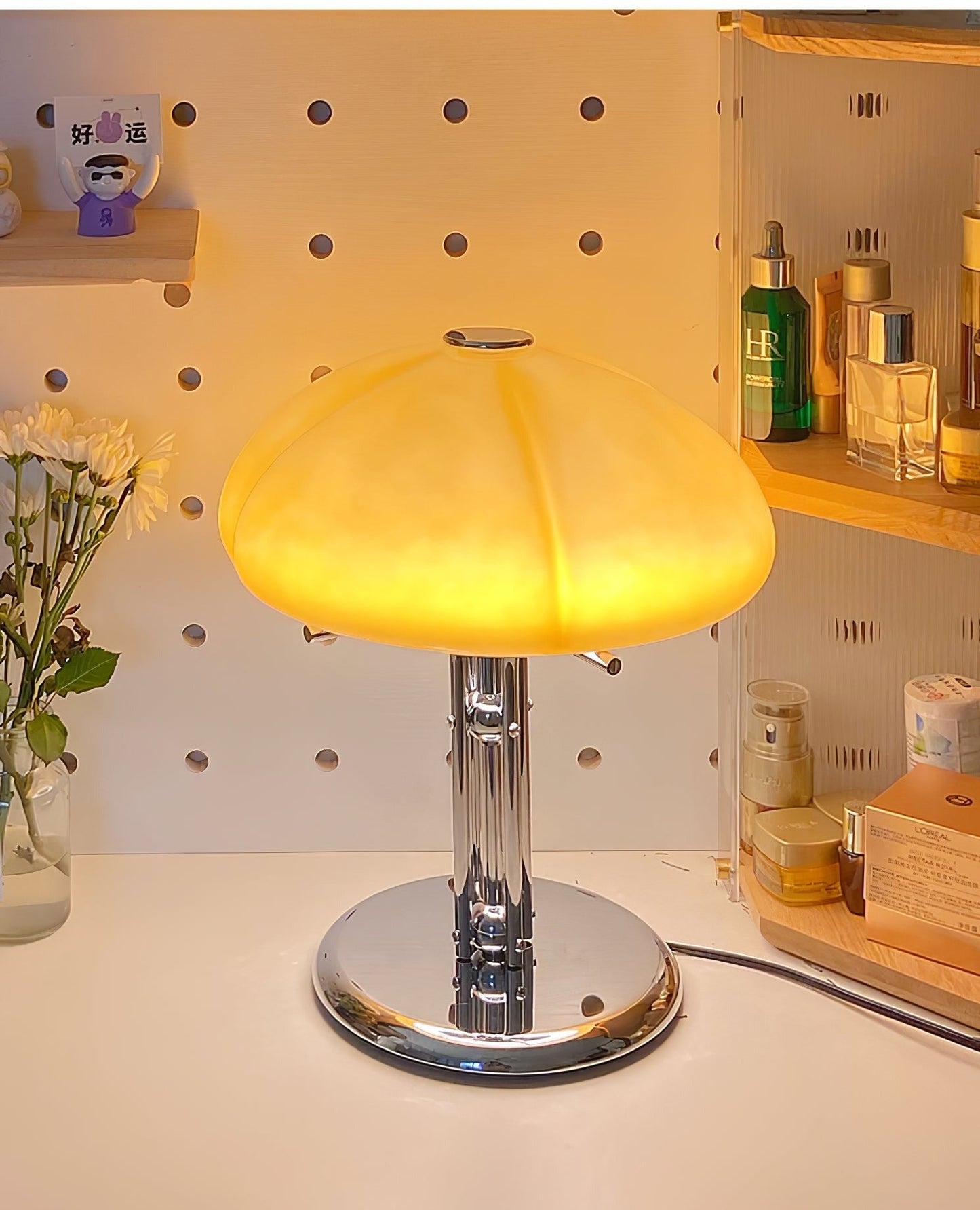 MushHaus – Pilzförmige Bauhaus-Tischlampe im stilvollen Design
