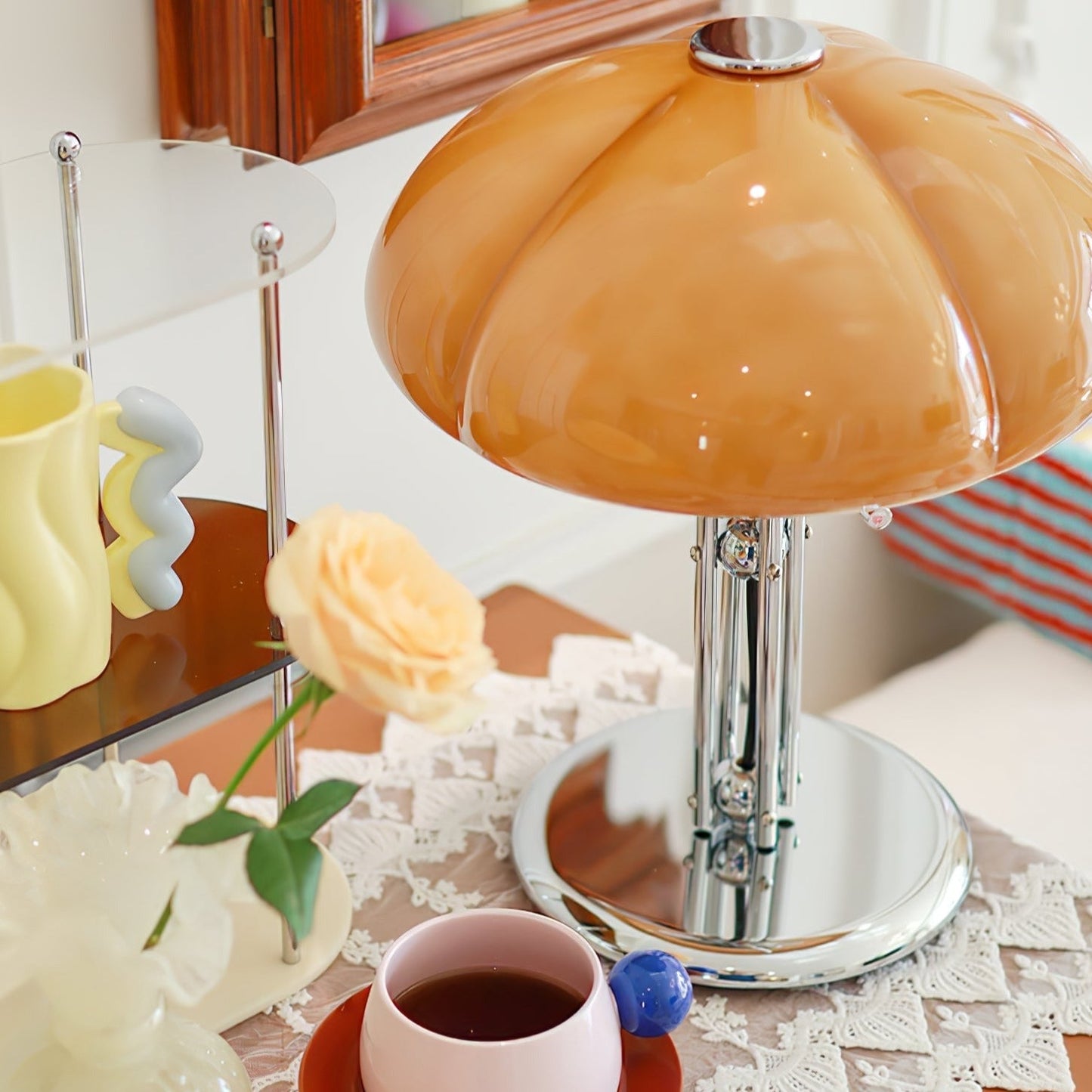 MushHaus – Pilzförmige Bauhaus-Tischlampe im stilvollen Design