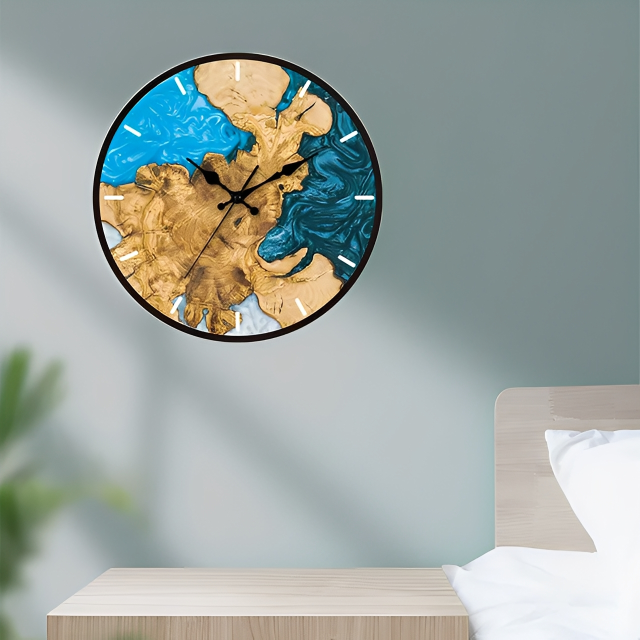 Alvik – Einfache nordische Wanduhr mit Holzoptik