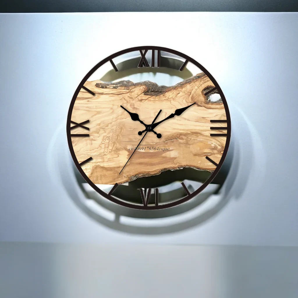 Wanduhr aus Acryl mit Holzmaserung
