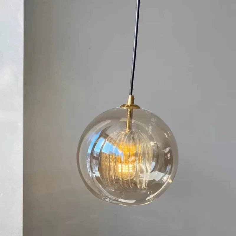 Glasleuchter im Quallen-Stil