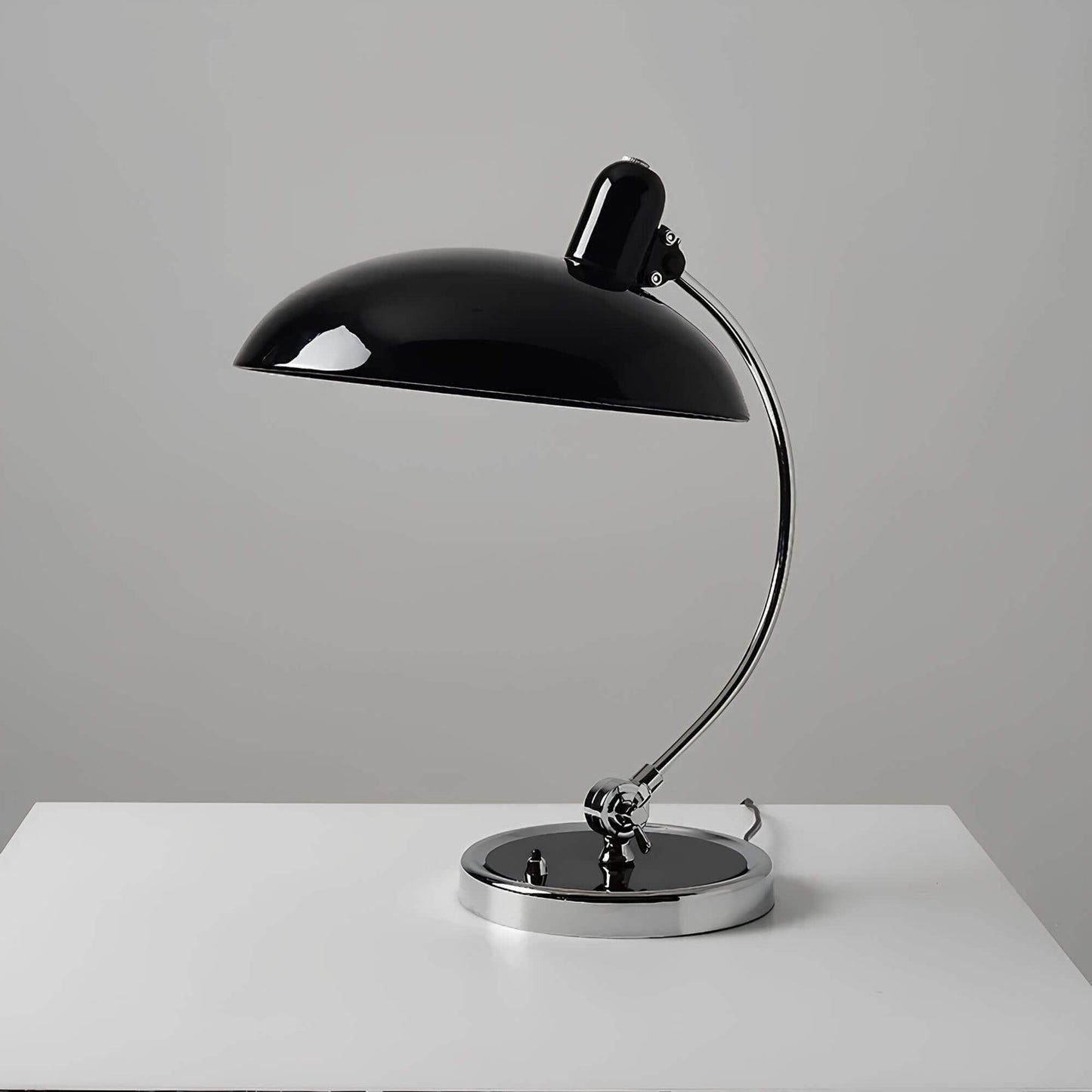 Nordic – Skandinavische Tischlampe mit moderner Eleganz