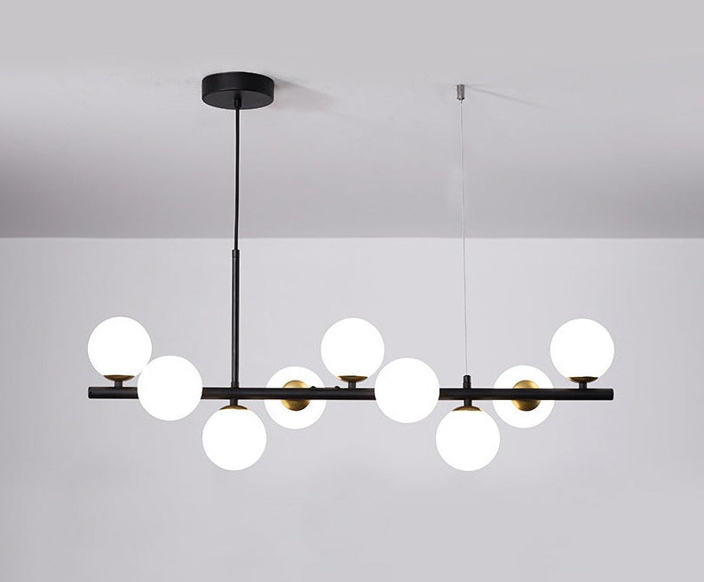 GoldLine – Eleganter Esstisch-Kronleuchter mit Designer-Flair