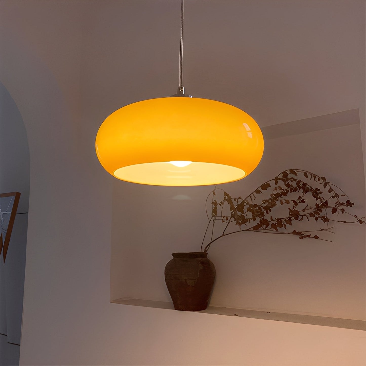 Noemi – Bauhaus Retro Restaurantlampe
