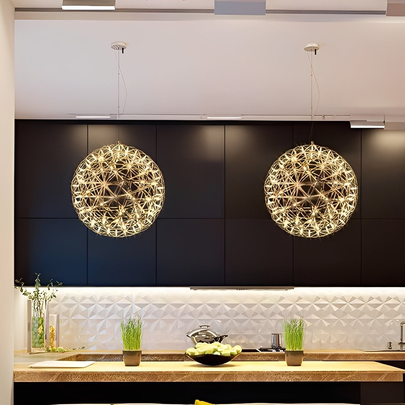 Cassian – Kreativer LED-Kugel-Leuchter