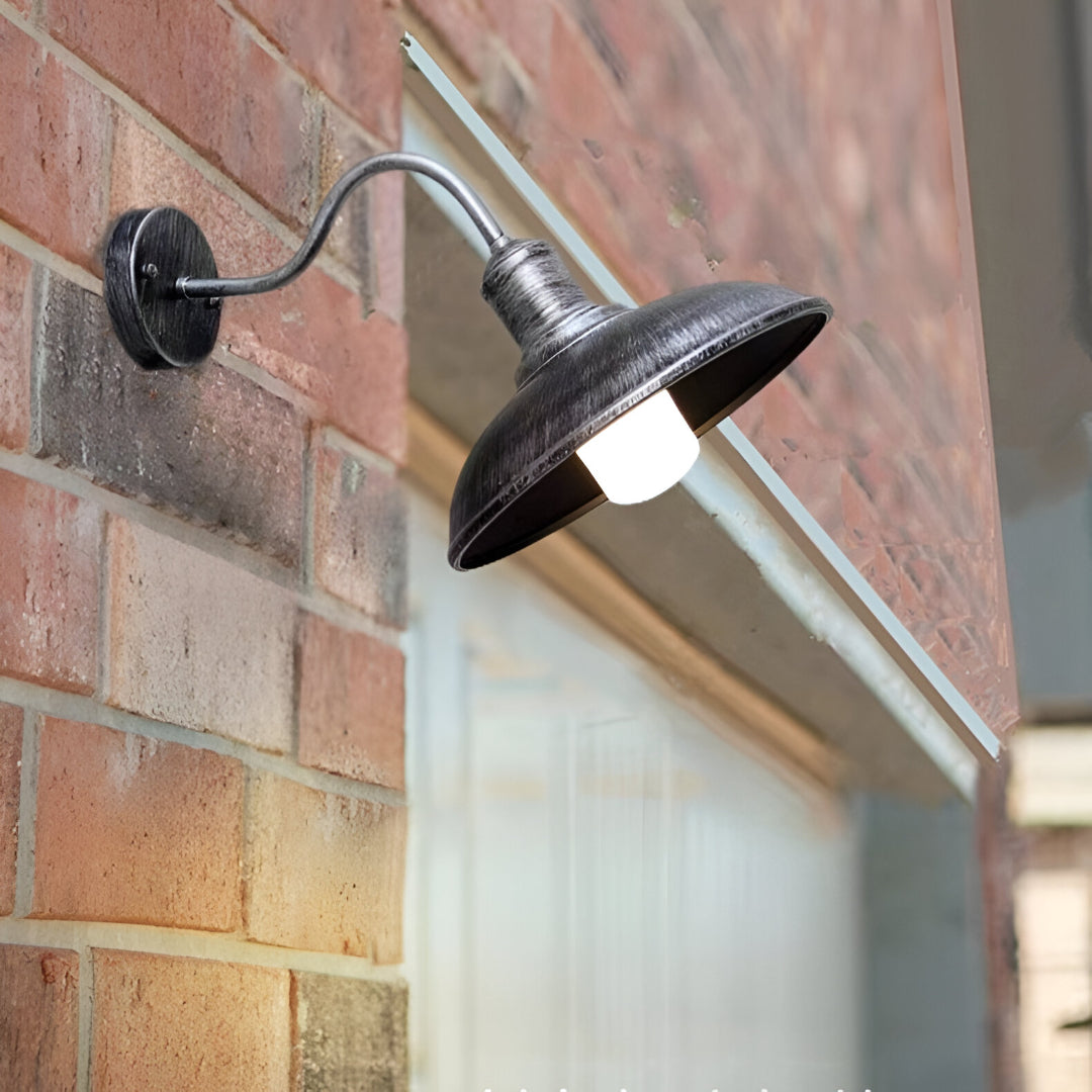 Lean – Retro Eisen Wandlampe