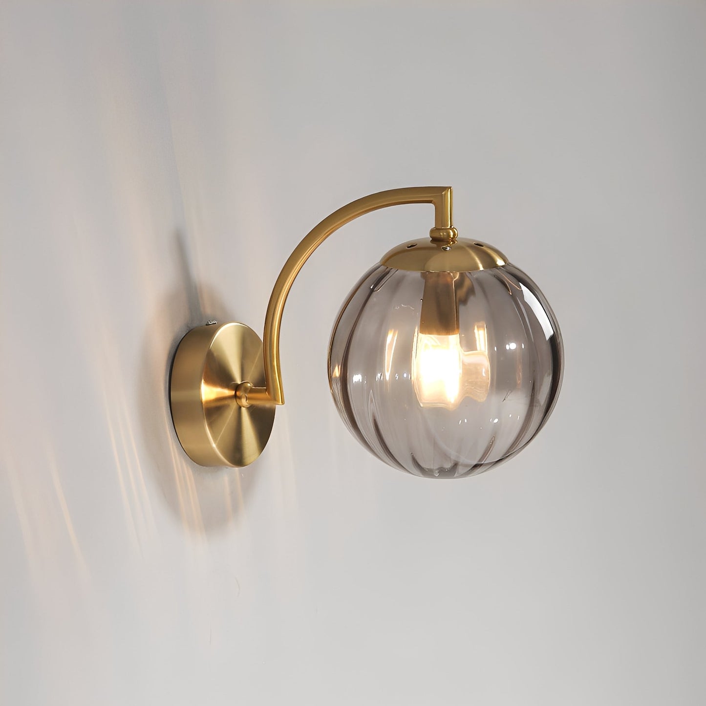 Tessa – Farbige Glas-Wandleuchte